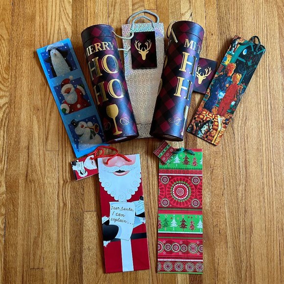 Wine Christmas Gift Bag Bundle! - Picture 1 of 2